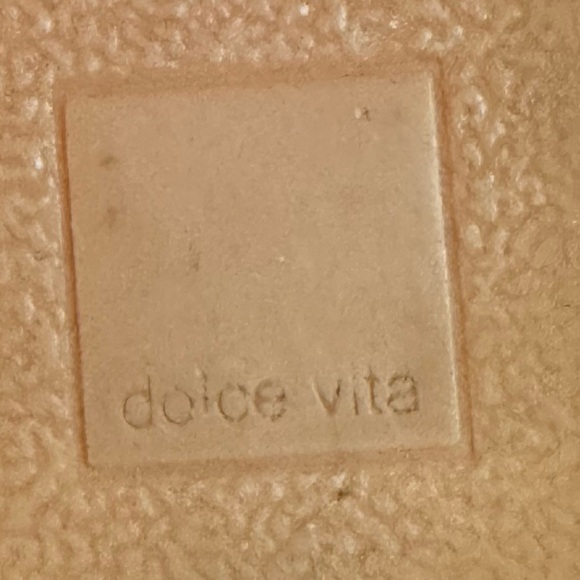 DV Dolce Vita women’s casual comfortable sneaker size 6.5 worn only a few times. - Picture 6 of 11